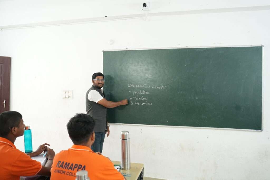 Intermediate MPC BiPC Classroom Coaching in Hanamkonda